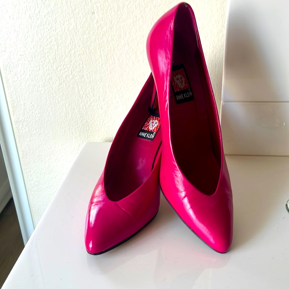 Vintage 80s Hot Pink Anne Klein heels
